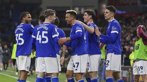 Cardiff City 1.